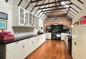 Photo 5- click for photo gallery